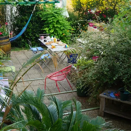 Le Balcon *